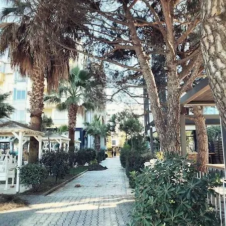 Sun & Sea Qerret 1 Appartement *