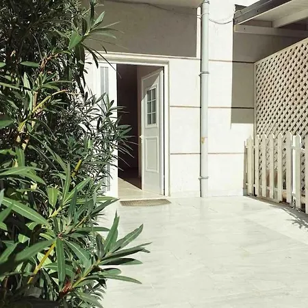 Sun & Sea Qerret 1 Apartamento Golem (Tirana)