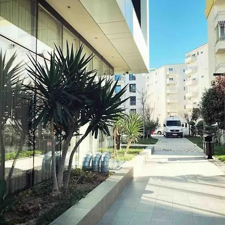 Sun & Sea Qerret 1 Apartment